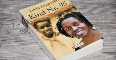 Lucia Engombe: Kind Nr. 95